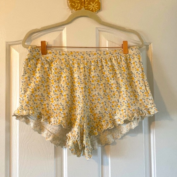 Gilly Hicks by Abercrombie PJ Shorts - Picture 1 of 6